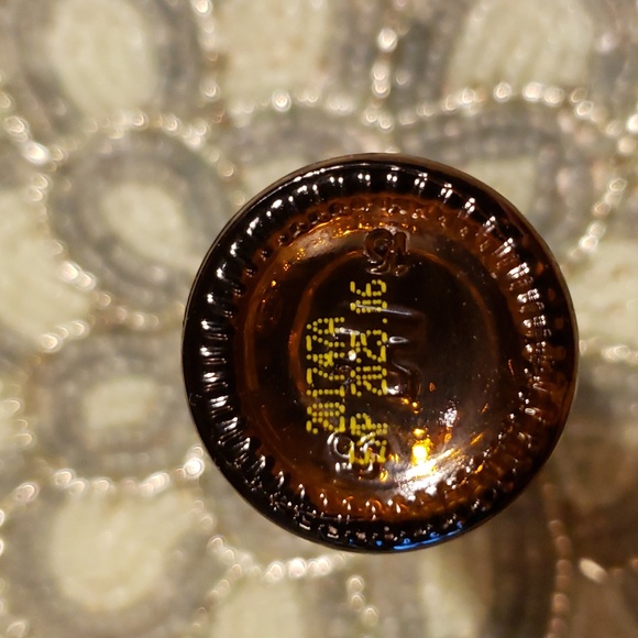 LemonGrass Essential Oil by Do TERRA - Full 15mL Bottle - Picture 5 of 5